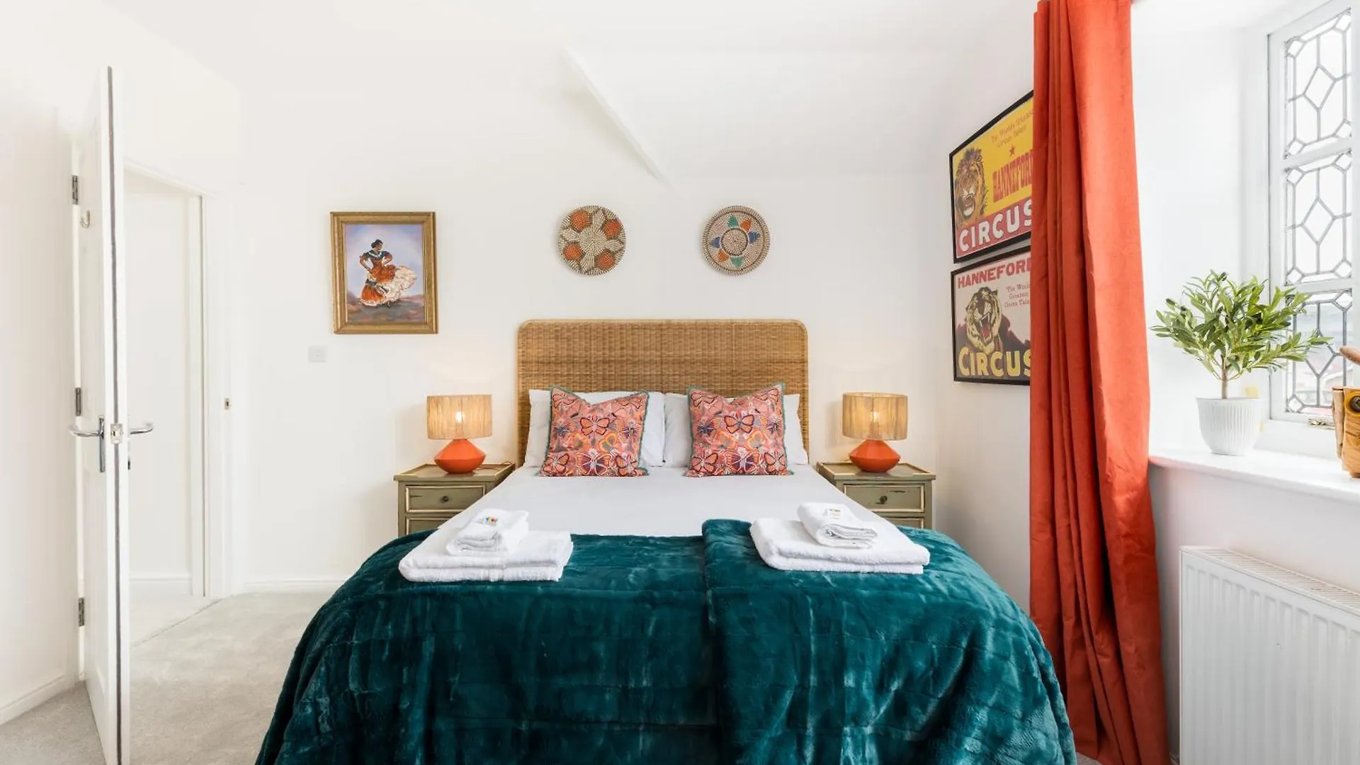 Queens Head Apartments GLOUCESTERSHIRE United Kingdom