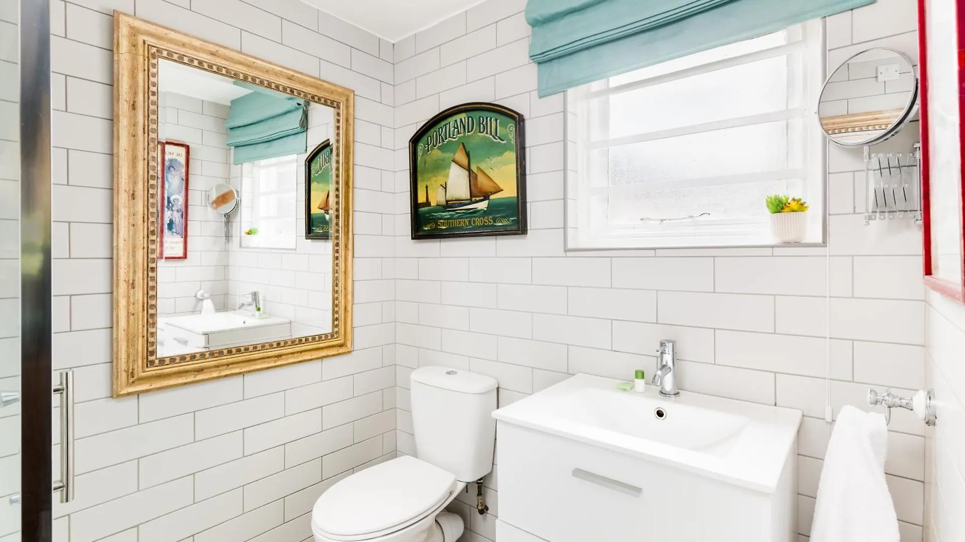 Queens Head Apartments GLOUCESTERSHIRE United Kingdom